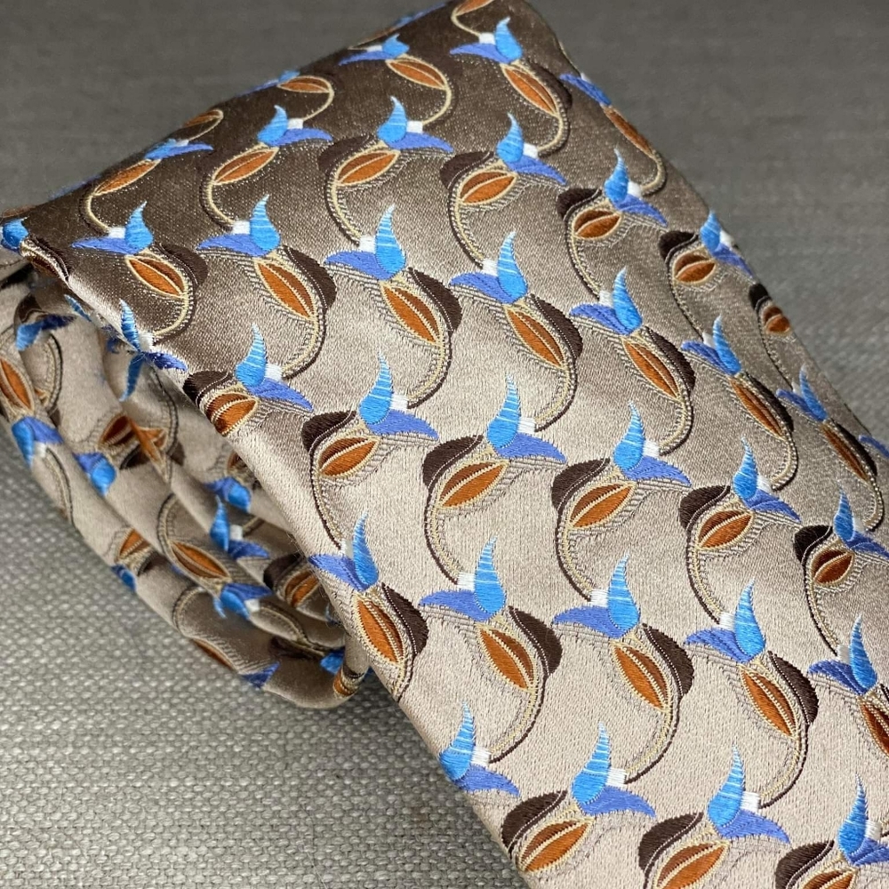 Ermenegildo Zegna 100% Silk Tan + Blue Geometric Necktie